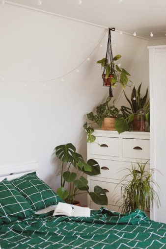 Beyond Cheap ways to spruce up your student bedroom